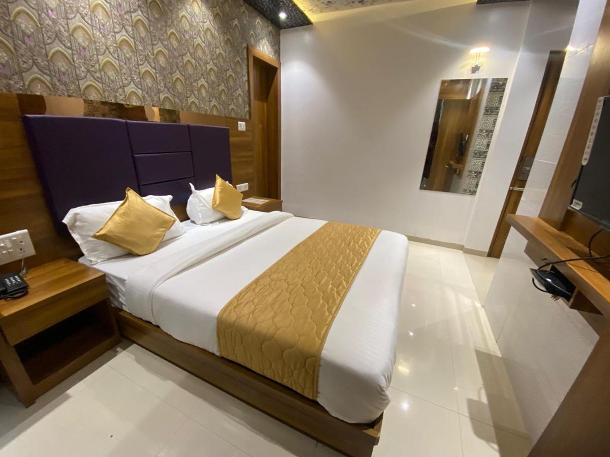 Hotel Bkc Crown - Near Trade Centre, Visa Consulate Bombay Exterior foto