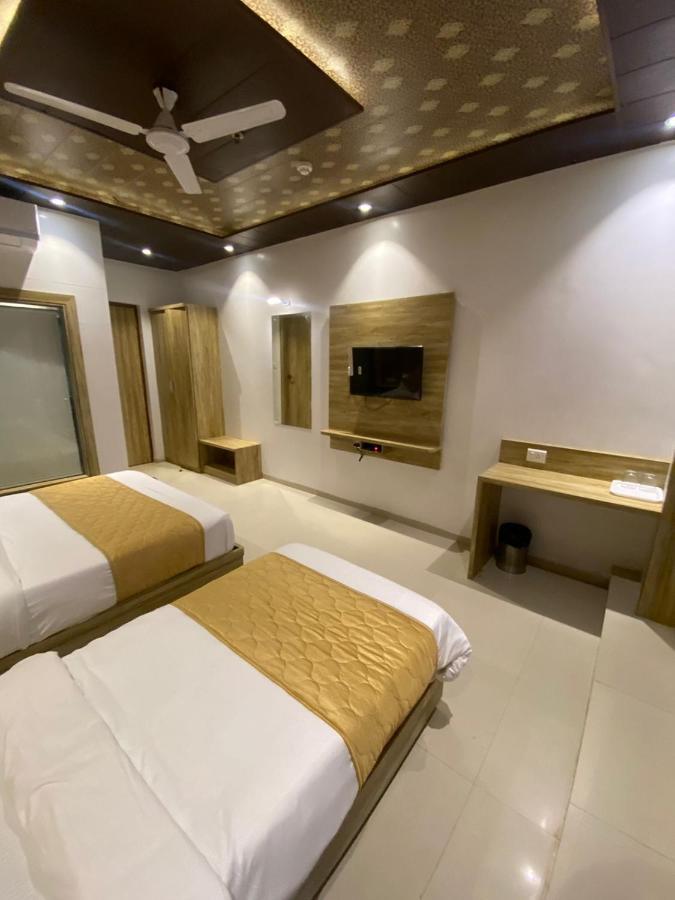 Hotel Bkc Crown - Near Trade Centre, Visa Consulate Bombay Exterior foto